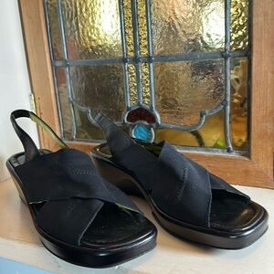 Donald J. Pliner Black and Yellow Slingback Sandals